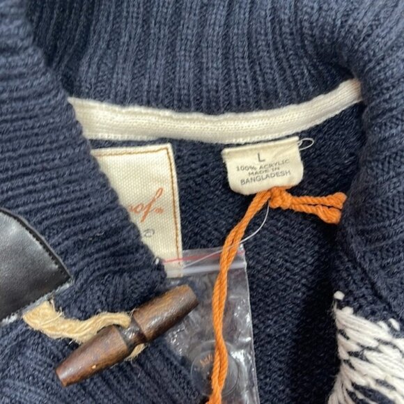 Weatherproof Fair Isle Toggle Knit Cardigan - Picture 5 of 13